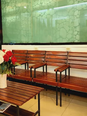 รูปภาพของซีนิธ ไลฟ์