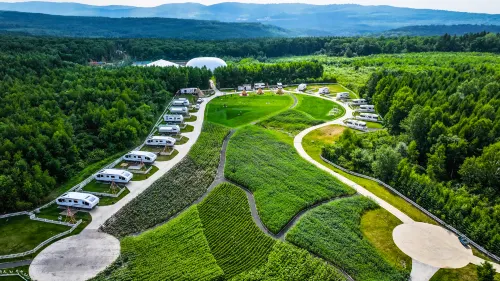 Changbai Mountain Huamei Resort RV Camping Park Hotels in Fusong