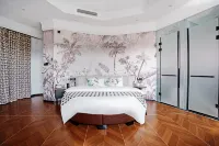 Jianshui Xinjuxin Healing Villa Lake View Hotel (Jianshui Ancient Town Chaoyang Building)