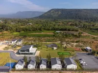 myrrh. Resort Hotels in Prachinburi