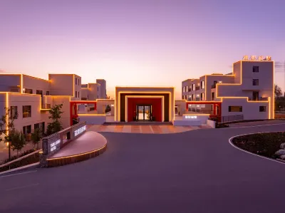 Taoli Liushu Hotel