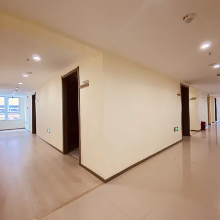 Jinyi Hotel (Xuzhou Suning Plaza Qingnian Road)