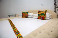 ODJIDJA ROYAL PALACE HOTEL Hotels near Container