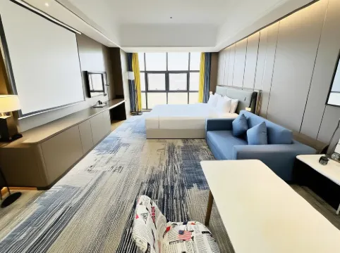 美汐アパートホテル(駱崗中央公園和昌センター)