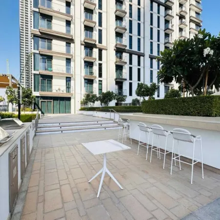 Luxury 1-Bedroom Apartment At Burj Crown.