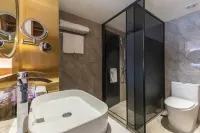 Kaili Tianxu Hotel (Grand Cross Jiufang Tianjie)