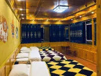 Gesang Homestay (Xinduqiao Town) Hotel a Xinduqiao Town