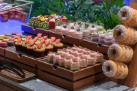 Zhuhai Xiangzhou Nanping Huafa Shopping Mall Intercity Hotel