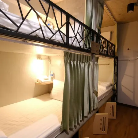 Room 2 U