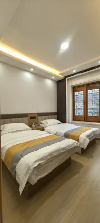 Barkol Guxiang Courtyard Homestay Отели в г. Баликунь