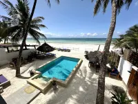 The African Paradise Beach Hotel - Swimmingpools