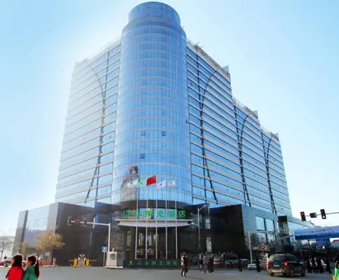 Fugu Shanshuiyangguangjiudian فنادق في باوده