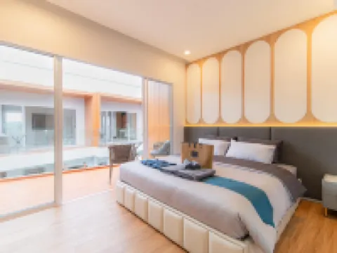 คาเวียร์ เกาะล้าน โรงแรมในเกาะล้าน