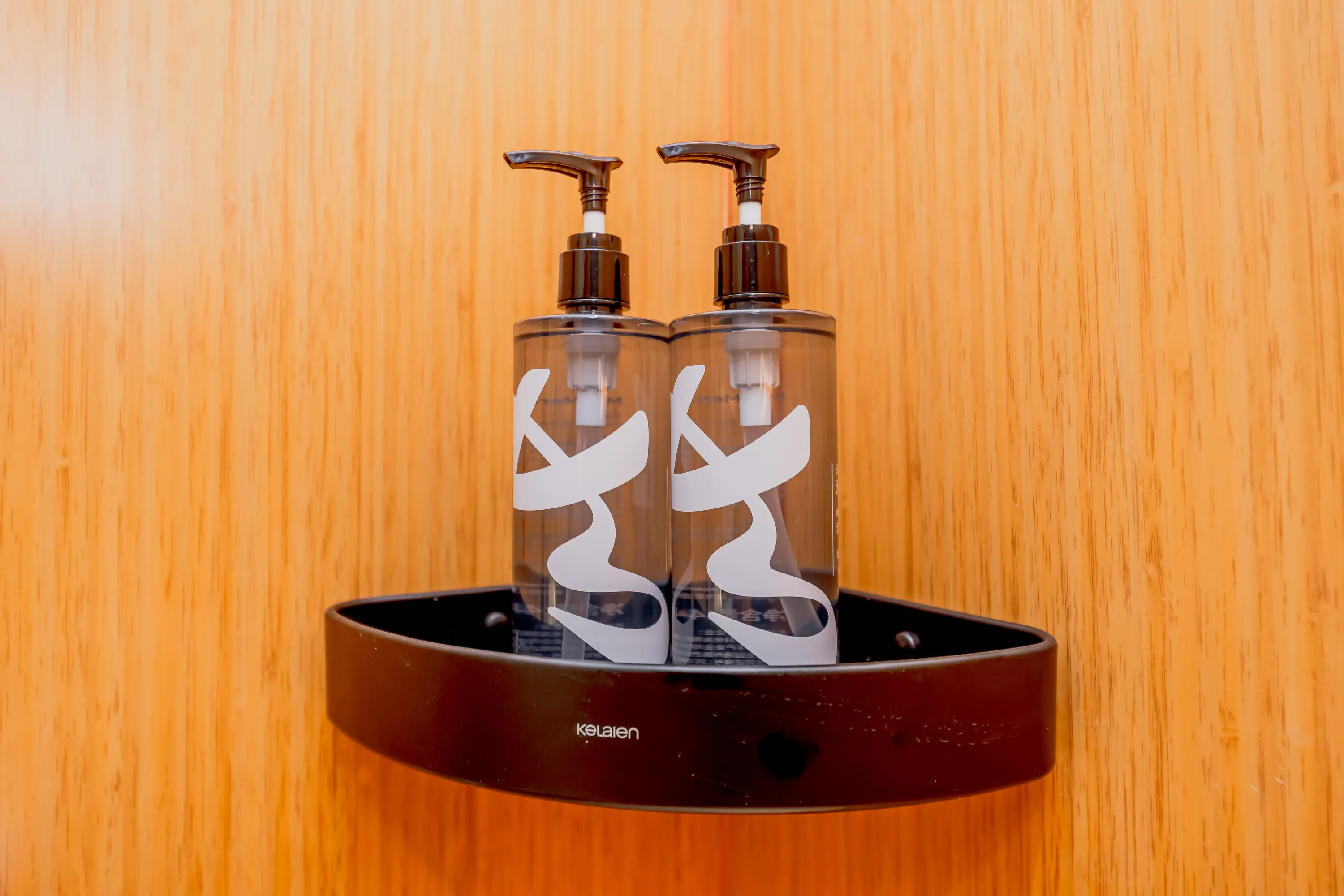 Home Inn Plus Four Seasons Hotel (Hangzhou West Lake Wulinmen Metro Station Branch) Zimmer Photos