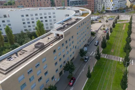 Nemea Appart Hotel Elypseo Strasbourg Port Отели рядом с достопримечательностью «Университет Страсбург»