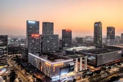 เอ็กเซ็กคูทีฟอพาร์ตเมนต์เป่ากลี่ (ศูนย์แสดงสินค้านานาชาติปู่โจว กว่างโจว โพลีเวิลด์เทรดเอ็กซ์โป) โรงแรมใกล้ศูนย์ประชุมกวางเจาเทรดแฟร์