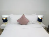 Accra Luxury Apartments at Pearl In City Hotels in Accra