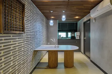 N. Joy stay Dongdaemun Отели рядом с достопримечательностью «Университет Конкук»