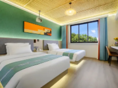 滇池逸舍飯店（海埂大壩店） 海埂大壩附近的飯店