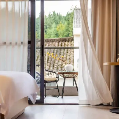 Sanlisan Hotel (Wawu Mountain Scenic Area) Hotels near Wawu Mountain Giant Panda National Park Museum