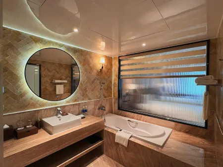 Grand Plaza Hanoi Hotel