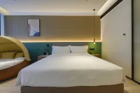 EZZI Hotel (Xianyang Qian High-Speed Railway Station) Hotels in Qian County