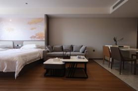 Heyue Hotel (Otog Front Banner Shanghaimiao Town)