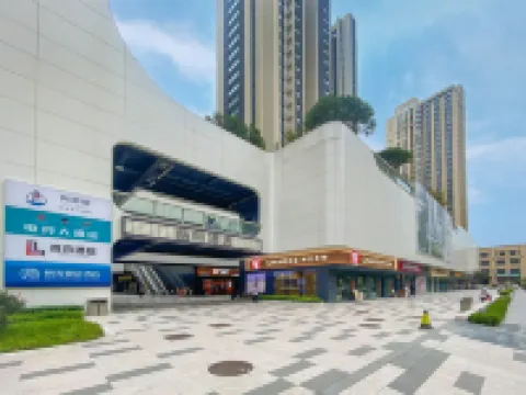 Qingdao Landuo Hotel (Huangdao Golden Beach Holiday Resort)