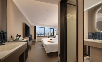 Saygut Hotel (Wuhan Xudong Metro Station Branch)