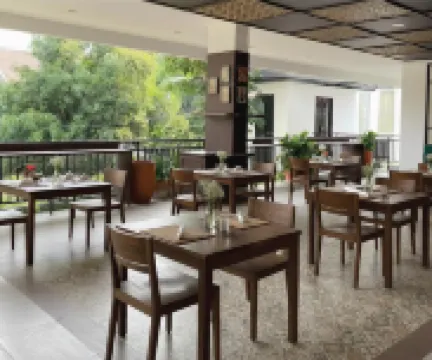 Umasan Coliving & Resto Pondok Indah