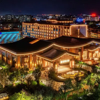 Pu'er Jianhua International Hotel Hotels near Pu'er Railway Station
