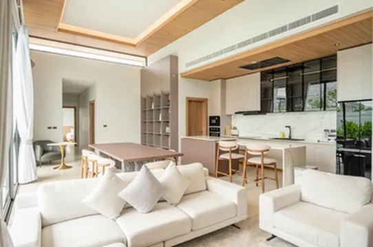 รูปภาพของ4 Bedroom villa Chalong