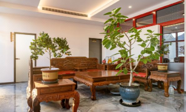 Liufu Hotel (Universal Studios Store)