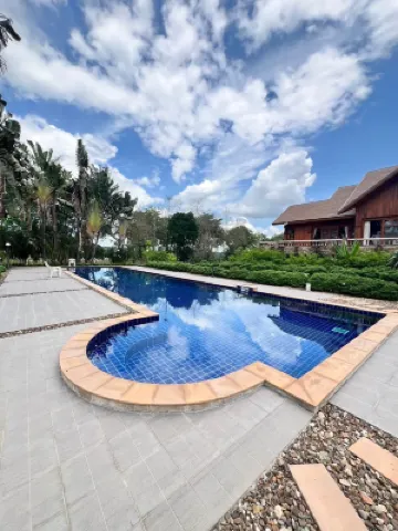 อภิรตา รีสอร์ท โรงแรมใกล้สถานีขนส่ง
