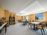 Dushi International Hotel (Mengzi Nanhu Park) - เปิดใหม่