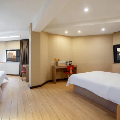 Pai Hotel (Xi'an Railway Station) Các khách sạn gần Công viên Cách mạng
