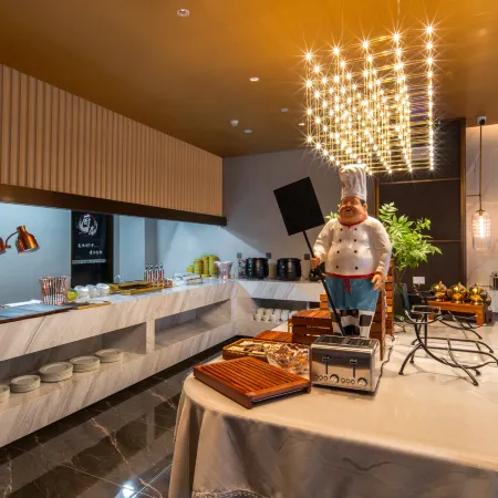 Baihui Huijin Hotel