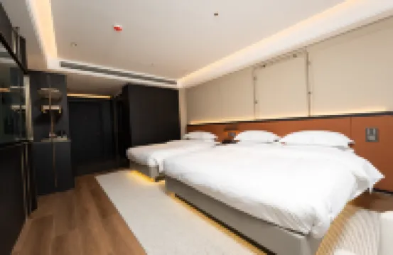 Oriental Hyatt Business Hotel (Wuchang Tongda Street store) Hotels near Wuchangshi Jianshe Da Walking Street