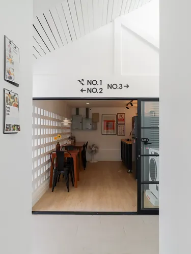 รูปภาพของMid Century House Chiang mai