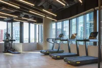 StayCozy Studio Apartments in Croydon - نادي رياضي