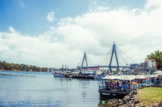 Modern Rooms - Next to Central Station - Near CBD/Townhall/UTS/USYD