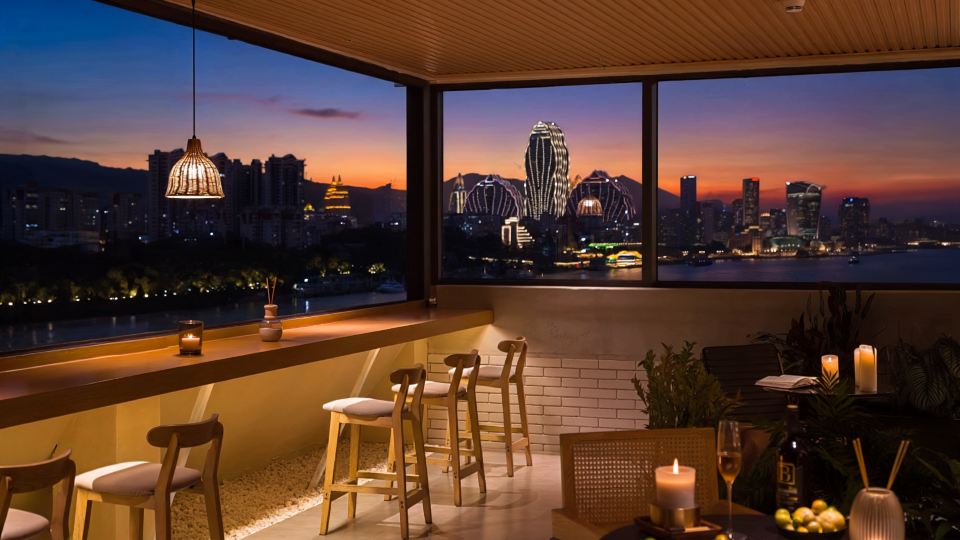 Yunyin Sunrise River View Hotel