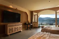 Lanxi Golden Pagoda Sunset Hotel in Mangshi
