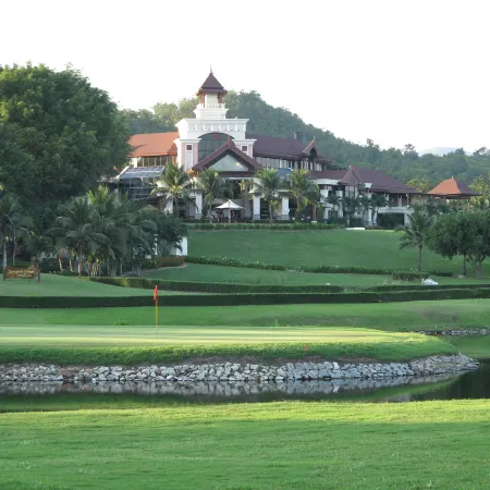 Springfield Village Golf & Spa