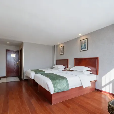 GreenTree Inn Express Hotel (Lishui Angel Flower Garden)