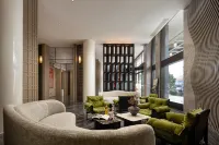 Pareisi Max Hotel