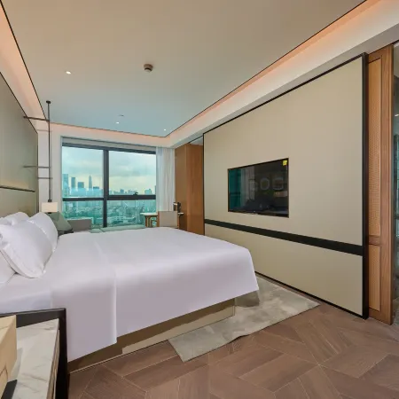 Huaman House(Shenzhen DongmenLaoJie Mixc City) Отели рядом с достопримечательностью «Парк Личи»
