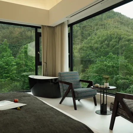 Anji Xiao Qi Zai · CHI INN — Family-Friendly Riverside Retreat (Tianmu Mountain Rafting Branch)