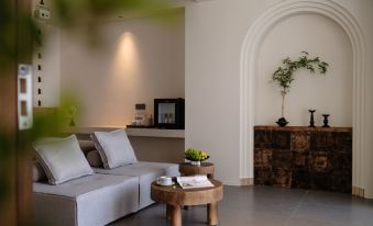 Yunyu Mountain & Sea · SERENITY | Listen to the Erhai Breeze at this Seaview Art Stay