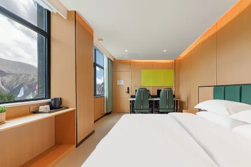 Yunjing E-Sports Hotel